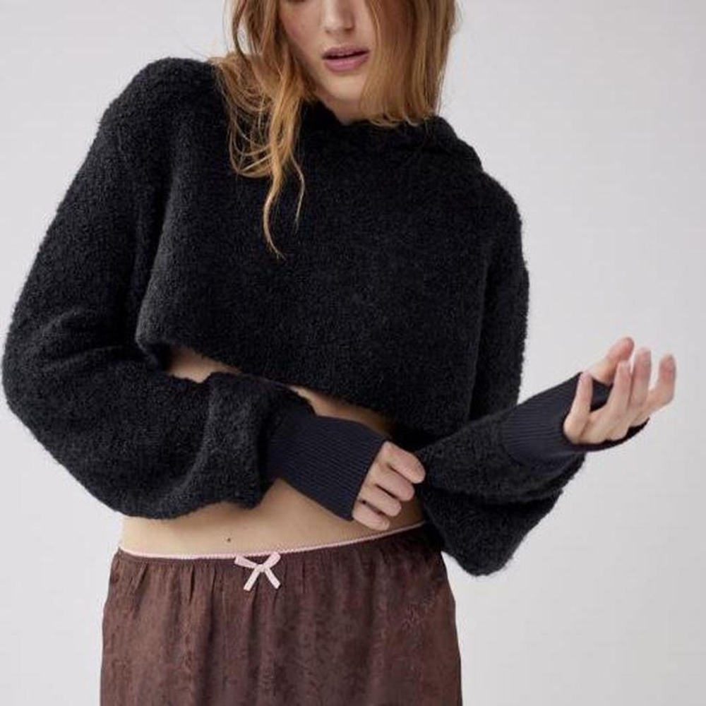 UO Kelsey Cropped Hooded Sweater NWT Large